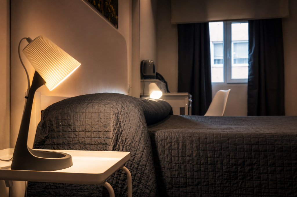 habitación deluxe hotel innmare fortuna Marín